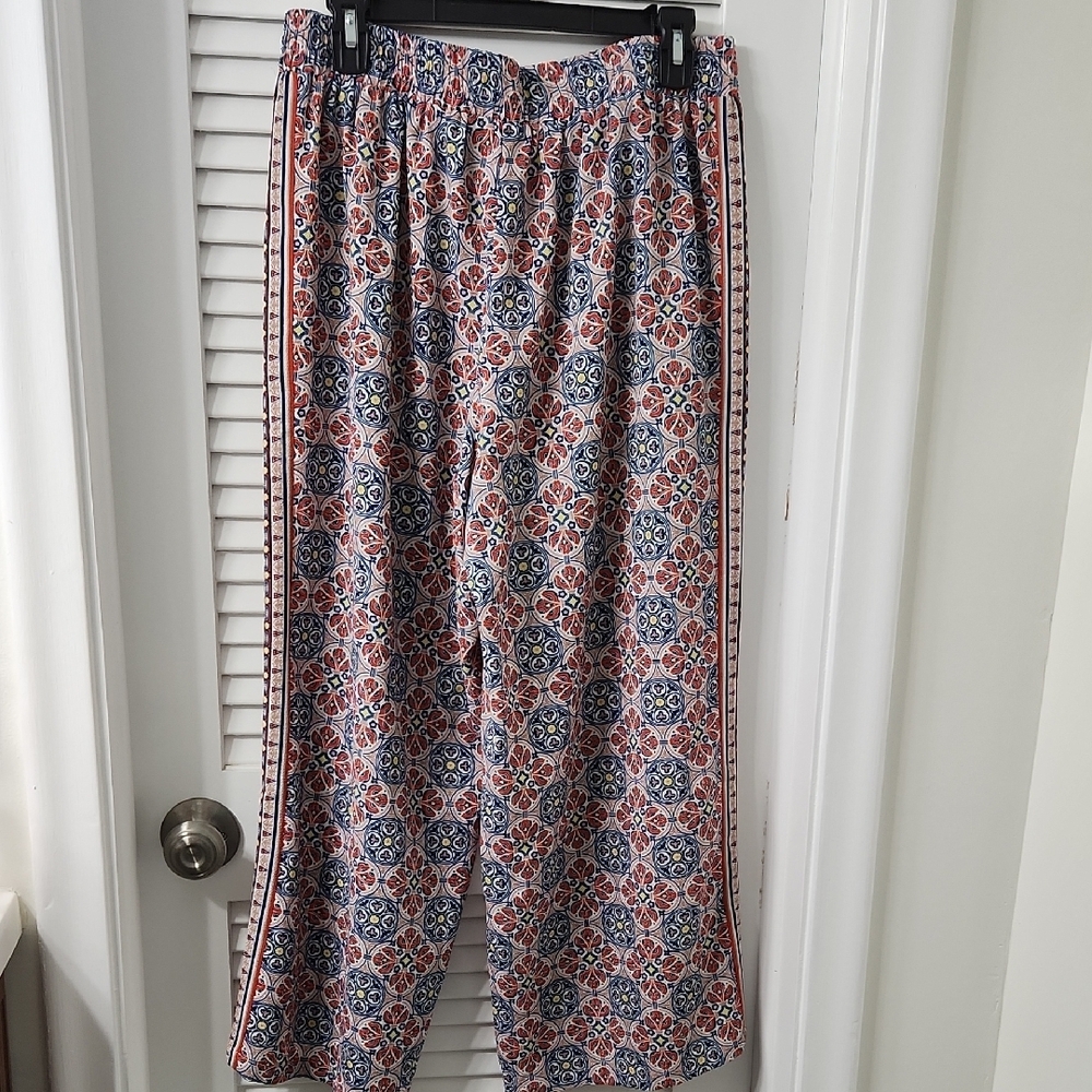 Max Studio Multicolor Patterned Wide Leg Pants - Picture 6 of 6